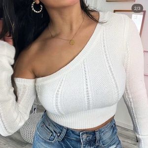 White one shoulder sweater crop top